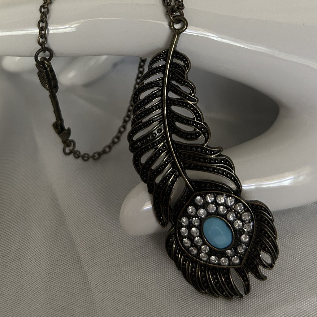 Indian Feather And Arrow Necklace With Turquoise And Crystals 13$